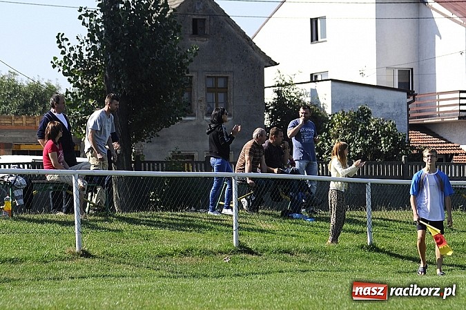 Zdjęcie w galerii na portalu naszraciborz.pl: Unia rozgromiła ROW Rybnik wiadomości z regionu