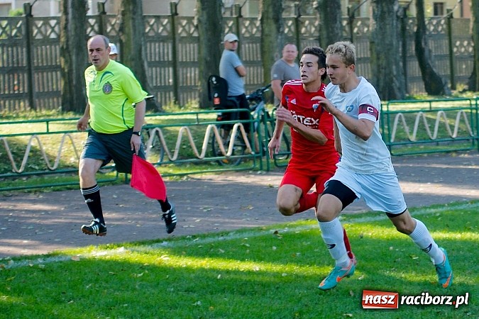 Zdjęcie w galerii na portalu naszraciborz.pl: RLJ: Ikar - G&oacute;rnik. 0:7 zgłoś się! wiadomości z regionu