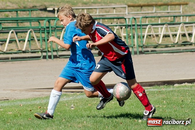 Zdjęcie w galerii na portalu naszraciborz.pl: Unia - MKP Odra Centrum: Pierwsze koty za płoty wiadomości z regionu