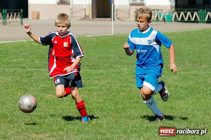 Zdjęcie w galerii na portalu naszraciborz.pl: Unia - MKP Odra Centrum: Pierwsze koty za płoty wiadomości z regionu