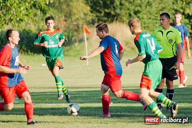 Zdjęcie w galerii na portalu naszraciborz.pl: Nerwowo w Nieboczowach. Gospodarze górą nad Wojnowicami wiadomości z regionu
