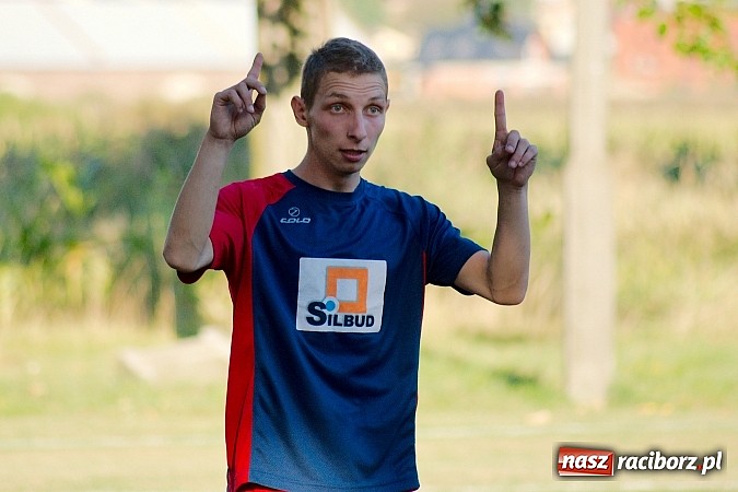 Zdjęcie w galerii na portalu naszraciborz.pl: Nerwowo w Nieboczowach. Gospodarze górą nad Wojnowicami wiadomości z regionu