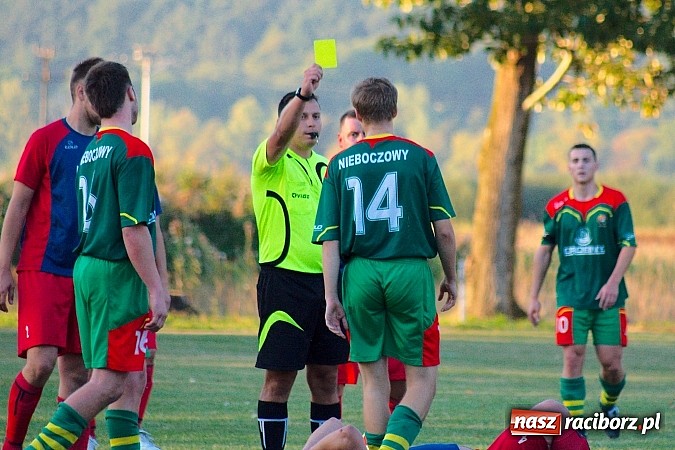Zdjęcie w galerii na portalu naszraciborz.pl: Nerwowo w Nieboczowach. Gospodarze górą nad Wojnowicami wiadomości z regionu