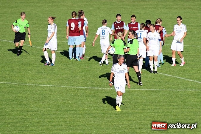 Zdjęcie w galerii na portalu naszraciborz.pl: Siedem bramek unitek na Zamkowej wiadomości z regionu