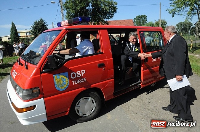 Zdjęcie w galerii na portalu naszraciborz.pl: Dożynki gminne Kuźni Raciborskiej - mała Ruda z wielkim korowodem wiadomości z regionu