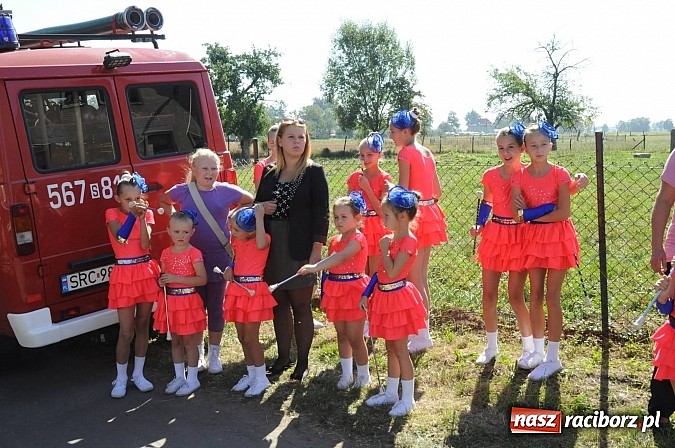 Zdjęcie w galerii na portalu naszraciborz.pl: Dożynki gminne Kuźni Raciborskiej - mała Ruda z wielkim korowodem wiadomości z regionu