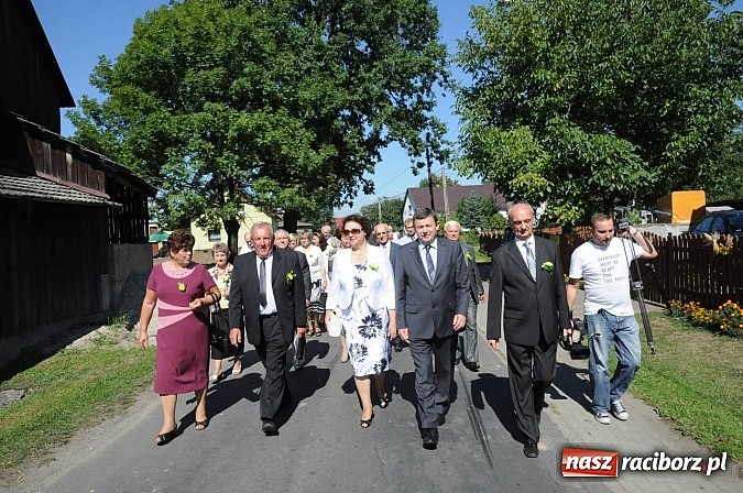 Zdjęcie w galerii na portalu naszraciborz.pl: Dożynki gminne Kuźni Raciborskiej - mała Ruda z wielkim korowodem wiadomości z regionu
