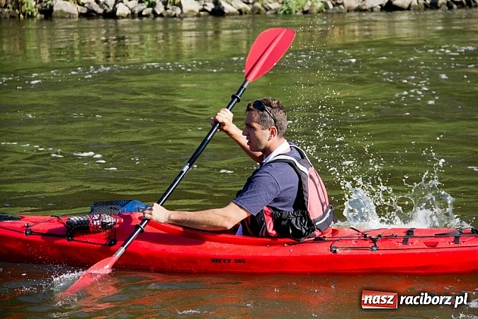Zdjęcie w galerii na portalu naszraciborz.pl: Siedemdziesiąt kilometrów Odrą z czeskiego Bogumina do Raciborza i Kędzierzyna wiadomości z regionu