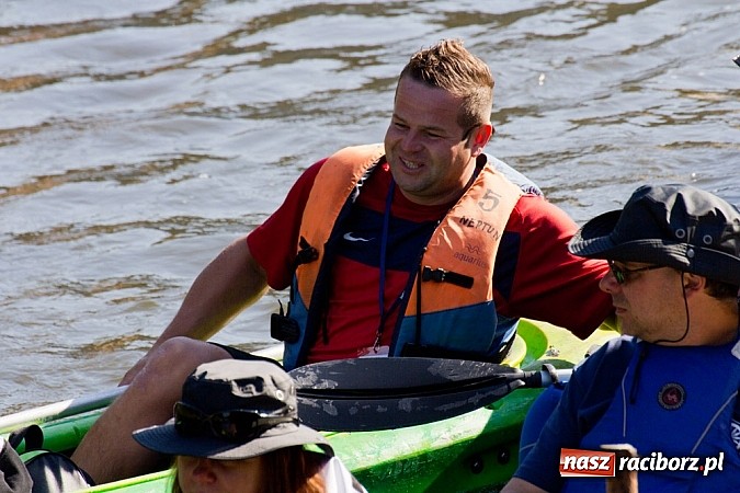 Zdjęcie w galerii na portalu naszraciborz.pl: Siedemdziesiąt kilometrów Odrą z czeskiego Bogumina do Raciborza i Kędzierzyna wiadomości z regionu