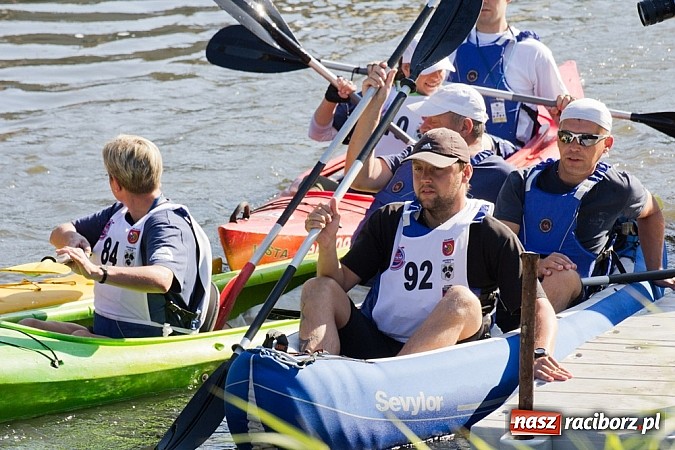 Zdjęcie w galerii na portalu naszraciborz.pl: Siedemdziesiąt kilometrów Odrą z czeskiego Bogumina do Raciborza i Kędzierzyna wiadomości z regionu