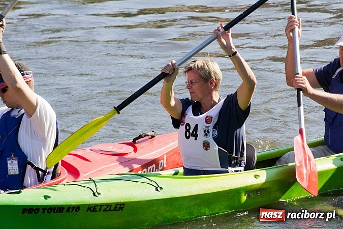 Zdjęcie w galerii na portalu naszraciborz.pl: Siedemdziesiąt kilometrów Odrą z czeskiego Bogumina do Raciborza i Kędzierzyna wiadomości z regionu