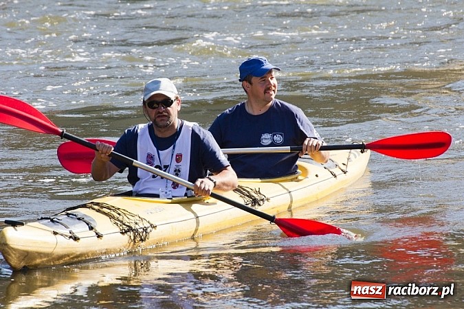 Zdjęcie w galerii na portalu naszraciborz.pl: Siedemdziesiąt kilometrów Odrą z czeskiego Bogumina do Raciborza i Kędzierzyna wiadomości z regionu