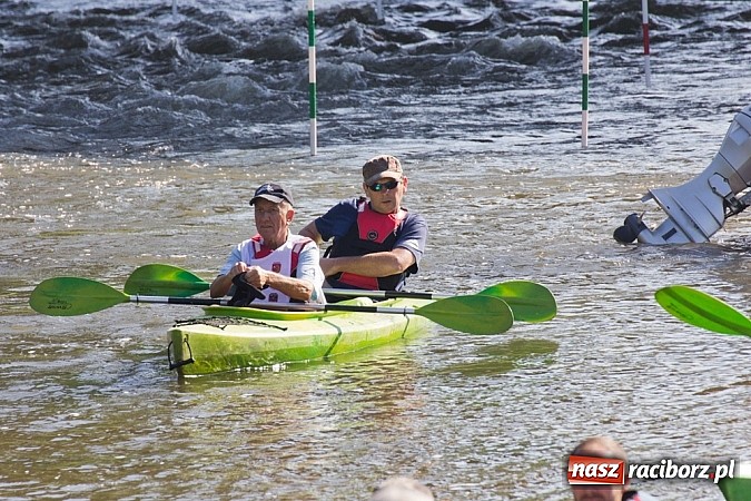 Zdjęcie w galerii na portalu naszraciborz.pl: Siedemdziesiąt kilometrów Odrą z czeskiego Bogumina do Raciborza i Kędzierzyna wiadomości z regionu