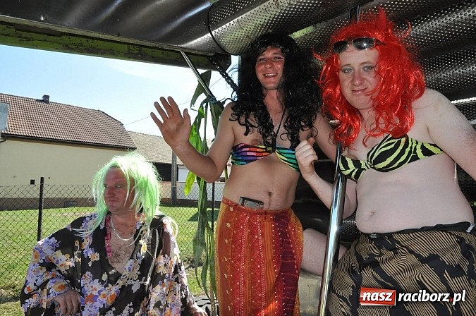 Zdjęcie w galerii na portalu naszraciborz.pl: Dożynki Gminy Krzyżanowice - gigantyczny korowód w Bolesławiu wiadomości z regionu