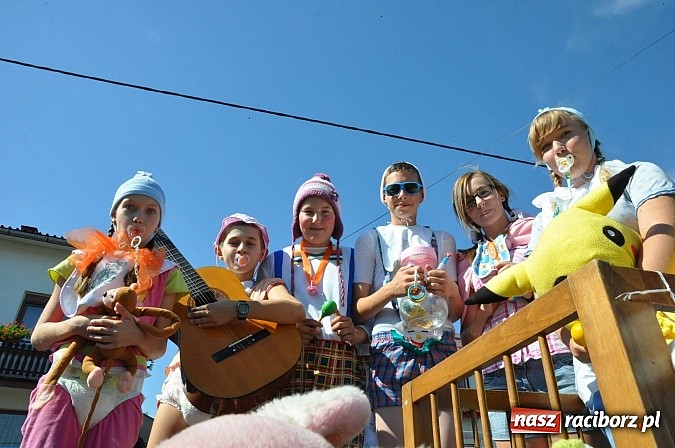 Zdjęcie w galerii na portalu naszraciborz.pl: Dożynki Gminy Krzyżanowice - gigantyczny korowód w Bolesławiu wiadomości z regionu