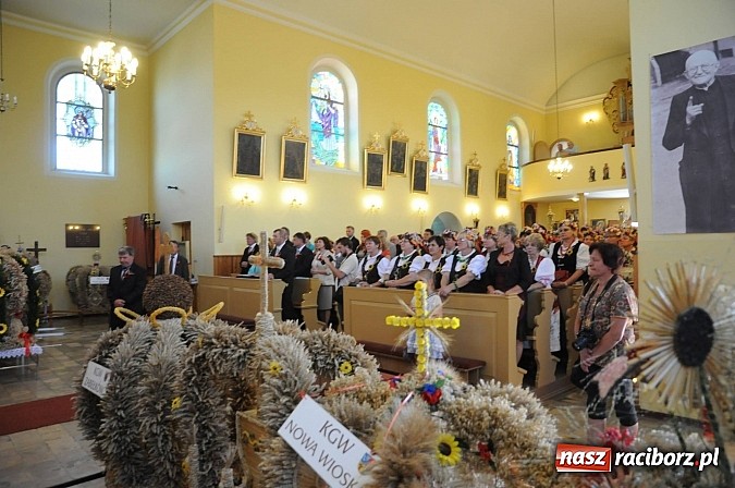 Zdjęcie w galerii na portalu naszraciborz.pl: Dożynki Gminy Krzyżanowice - gigantyczny korowód w Bolesławiu wiadomości z regionu