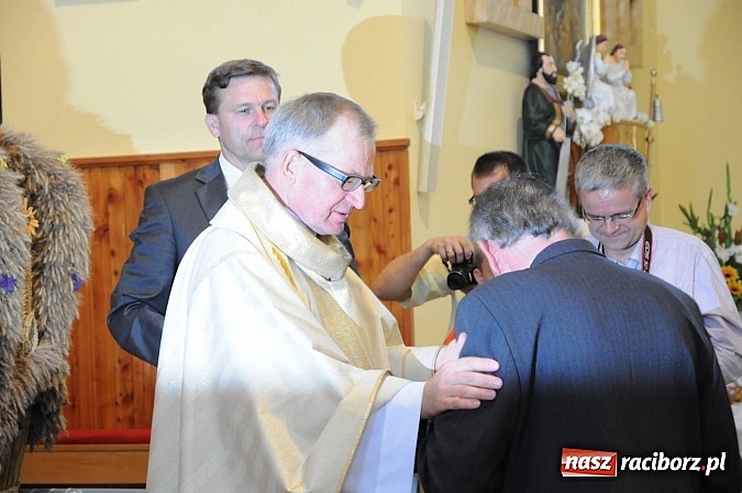 Zdjęcie w galerii na portalu naszraciborz.pl: Dożynki Gminy Krzyżanowice - gigantyczny korowód w Bolesławiu wiadomości z regionu