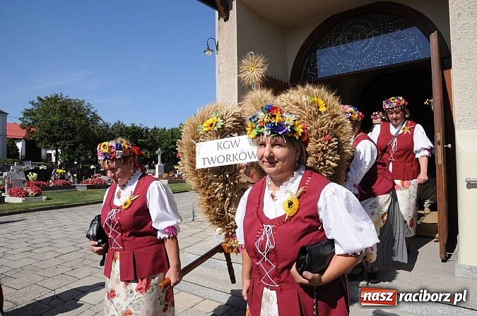 Zdjęcie w galerii na portalu naszraciborz.pl: Dożynki Gminy Krzyżanowice - gigantyczny korowód w Bolesławiu wiadomości z regionu