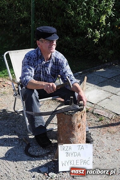 Zdjęcie w galerii na portalu naszraciborz.pl: Dożynki Gminy Krzyżanowice - gigantyczny korowód w Bolesławiu wiadomości z regionu