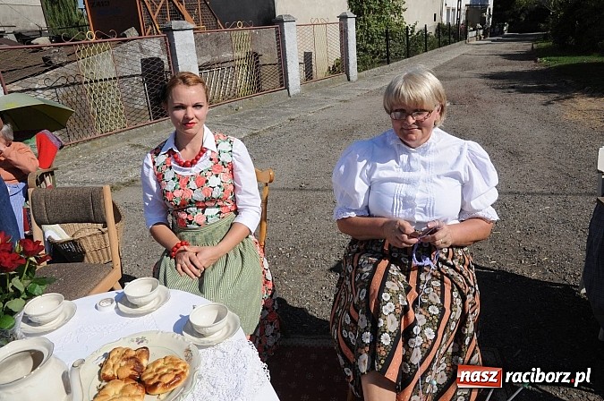 Zdjęcie w galerii na portalu naszraciborz.pl: Dożynki Gminy Krzyżanowice - gigantyczny korowód w Bolesławiu wiadomości z regionu