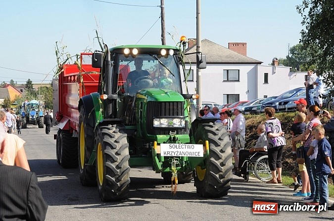 Zdjęcie w galerii na portalu naszraciborz.pl: Dożynki Gminy Krzyżanowice - gigantyczny korowód w Bolesławiu wiadomości z regionu