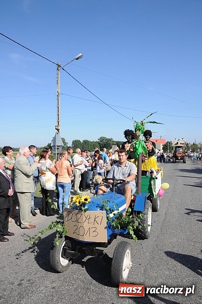 Zdjęcie w galerii na portalu naszraciborz.pl: Dożynki Gminy Krzyżanowice - gigantyczny korowód w Bolesławiu wiadomości z regionu