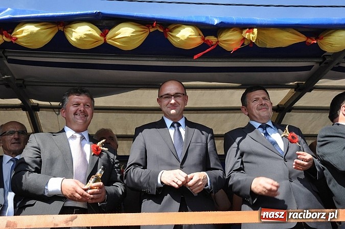 Zdjęcie w galerii na portalu naszraciborz.pl: Dożynki Gminy Krzyżanowice - gigantyczny korowód w Bolesławiu wiadomości z regionu