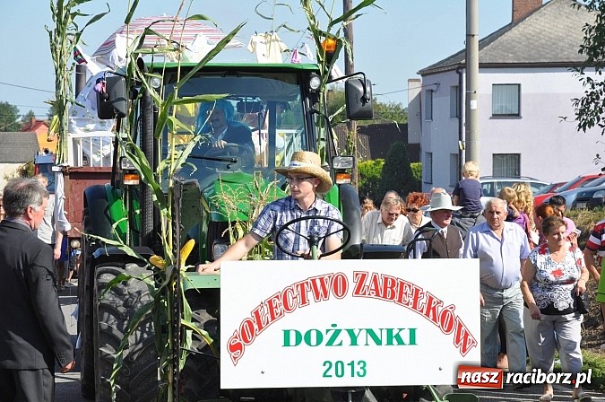 Zdjęcie w galerii na portalu naszraciborz.pl: Dożynki Gminy Krzyżanowice - gigantyczny korowód w Bolesławiu wiadomości z regionu