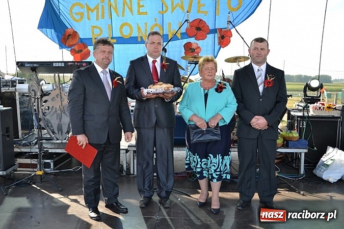 Zdjęcie w galerii na portalu naszraciborz.pl: Dożynki Gminy Krzyżanowice - gigantyczny korowód w Bolesławiu wiadomości z regionu
