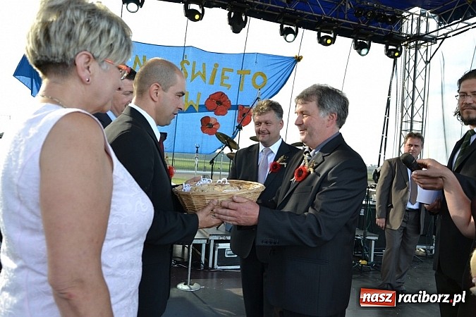 Zdjęcie w galerii na portalu naszraciborz.pl: Dożynki Gminy Krzyżanowice - gigantyczny korowód w Bolesławiu wiadomości z regionu