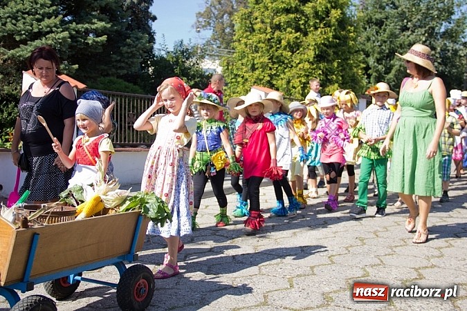 Zdjęcie w galerii na portalu naszraciborz.pl: Morawskie święto plonów w Borucinie wiadomości z regionu