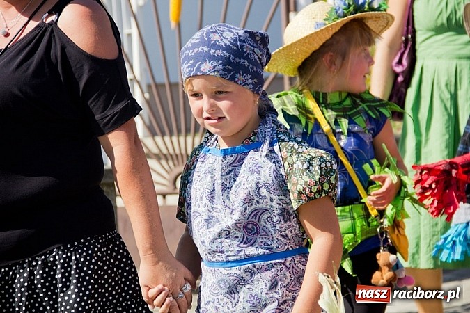 Zdjęcie w galerii na portalu naszraciborz.pl: Morawskie święto plonów w Borucinie wiadomości z regionu