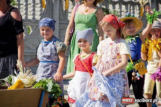 Zdjęcie w galerii na portalu naszraciborz.pl: Morawskie święto plonów w Borucinie wiadomości z regionu