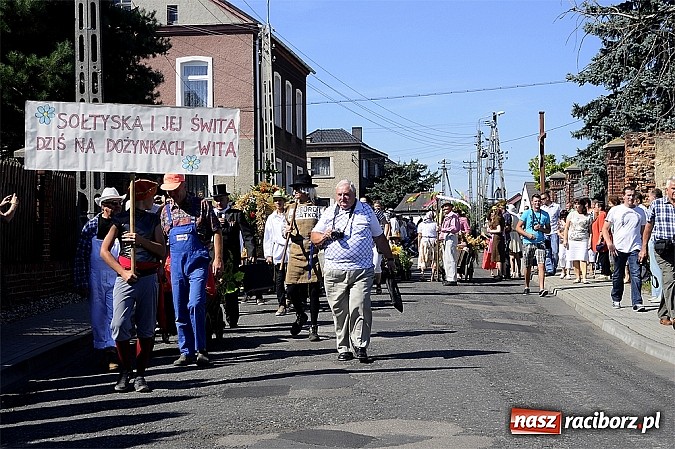 Zdjęcie w galerii na portalu naszraciborz.pl: Delegacja z Bliskiego Wschodu na dożynkach w Wojnowicach wiadomości z regionu