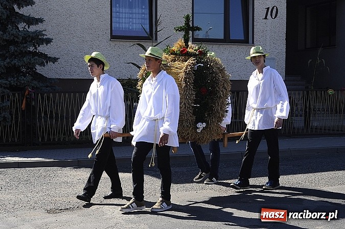 Zdjęcie w galerii na portalu naszraciborz.pl: Delegacja z Bliskiego Wschodu na dożynkach w Wojnowicach wiadomości z regionu