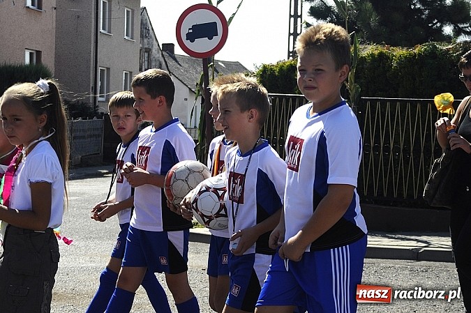 Zdjęcie w galerii na portalu naszraciborz.pl: Delegacja z Bliskiego Wschodu na dożynkach w Wojnowicach wiadomości z regionu