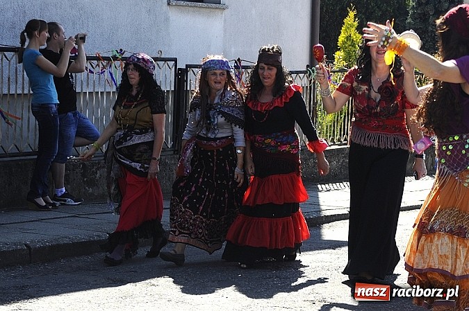 Zdjęcie w galerii na portalu naszraciborz.pl: Delegacja z Bliskiego Wschodu na dożynkach w Wojnowicach wiadomości z regionu