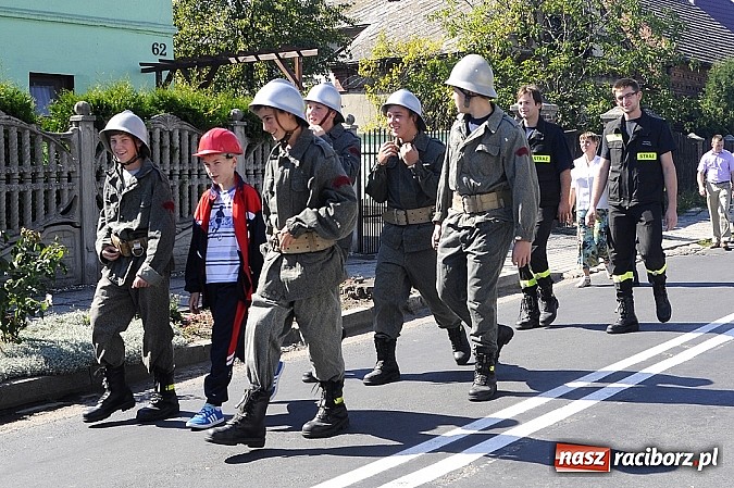 Zdjęcie w galerii na portalu naszraciborz.pl: Delegacja z Bliskiego Wschodu na dożynkach w Wojnowicach wiadomości z regionu