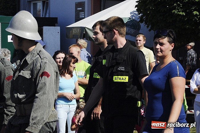 Zdjęcie w galerii na portalu naszraciborz.pl: Delegacja z Bliskiego Wschodu na dożynkach w Wojnowicach wiadomości z regionu