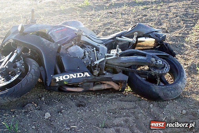 Zdjęcie w galerii na portalu naszraciborz.pl: Śmiertelny wypadek na DK 45 pod Szonowicami wiadomości z regionu