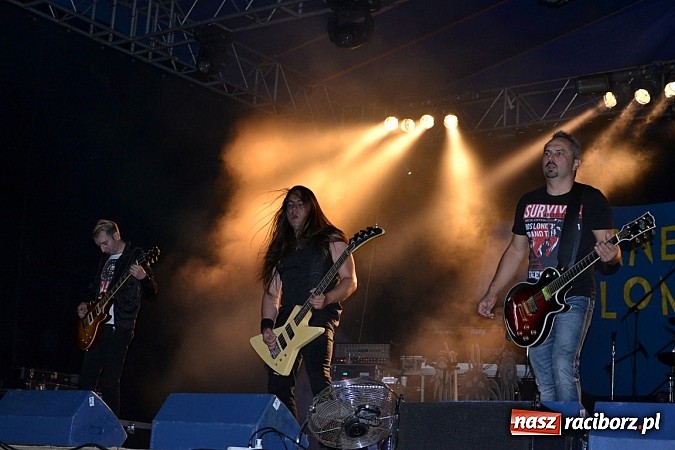 Zdjęcie w galerii na portalu naszraciborz.pl: Dożynki w Bolesławiu - kabaret i Łzy na wieczór wiadomości z regionu