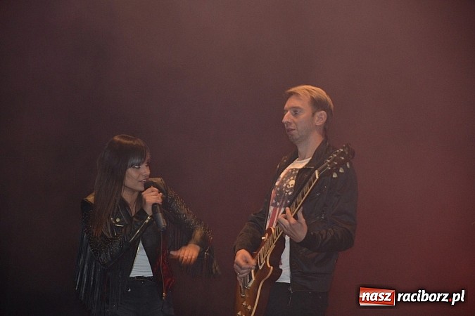 Zdjęcie w galerii na portalu naszraciborz.pl: Dożynki w Bolesławiu - kabaret i Łzy na wieczór wiadomości z regionu