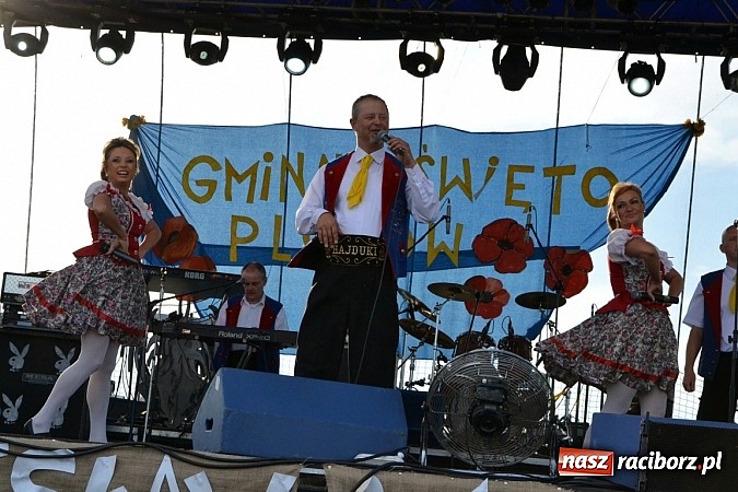 Zdjęcie w galerii na portalu naszraciborz.pl: Dożynki w Bolesławiu - kabaret i Łzy na wieczór wiadomości z regionu