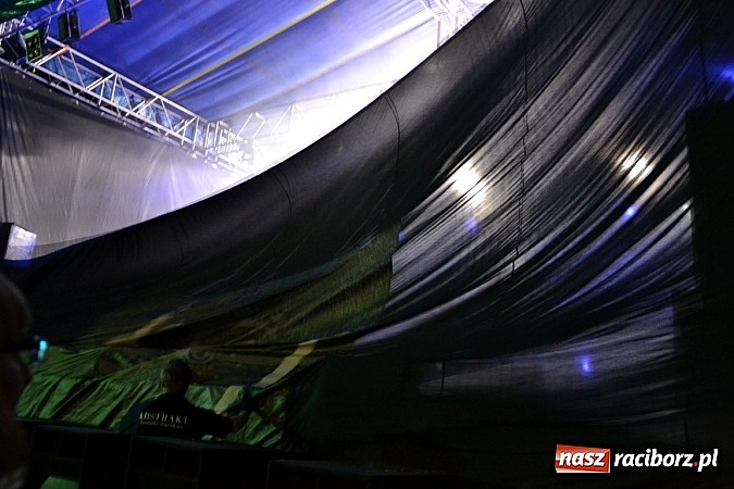 Zdjęcie w galerii na portalu naszraciborz.pl: Dożynki w Bolesławiu - kabaret i Łzy na wieczór wiadomości z regionu