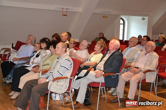 Zdjęcie w galerii na portalu naszraciborz.pl: Historia raciborskich pomników Eichendorffa wiadomości z regionu