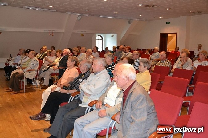Zdjęcie w galerii na portalu naszraciborz.pl: Historia raciborskich pomników Eichendorffa wiadomości z regionu