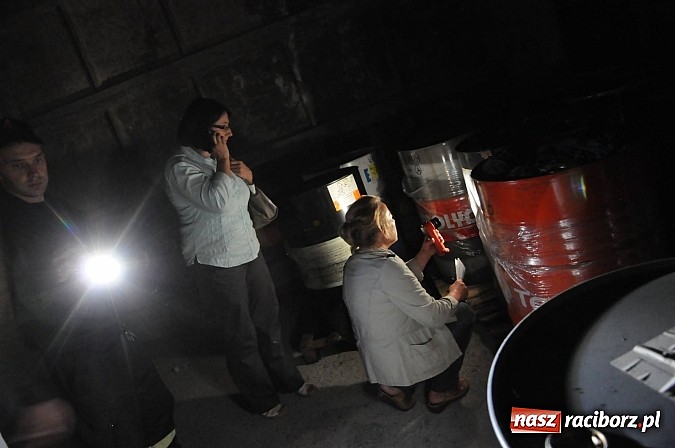 Zdjęcie w galerii na portalu naszraciborz.pl: Bomba ekologiczna w Zabełkowie! Firma z Chybia zwiozła tu setki beczek z chemikaliami wiadomości z regionu