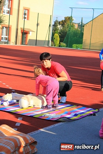 Zdjęcie w galerii na portalu naszraciborz.pl: Halo, czy mnie słyszysz? Pierwsza pomoc w Rzuchowie wiadomości z regionu
