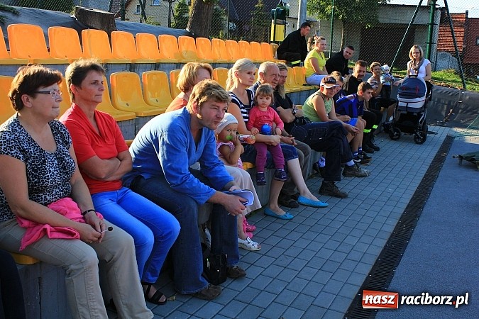 Zdjęcie w galerii na portalu naszraciborz.pl: Halo, czy mnie słyszysz? Pierwsza pomoc w Rzuchowie wiadomości z regionu