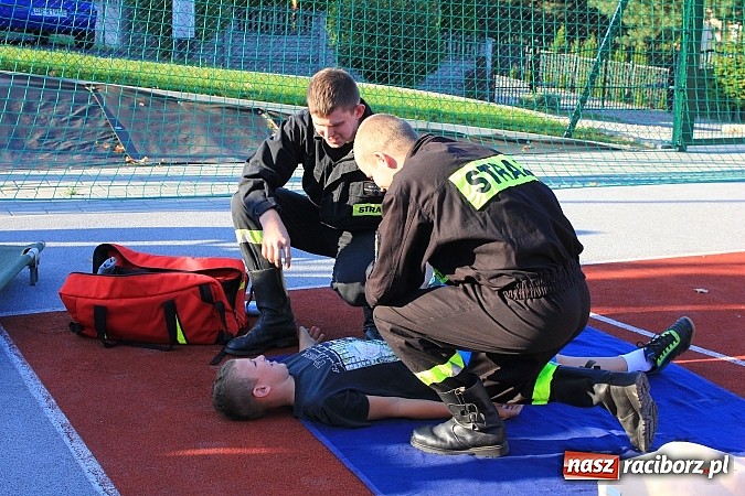 Zdjęcie w galerii na portalu naszraciborz.pl: Halo, czy mnie słyszysz? Pierwsza pomoc w Rzuchowie wiadomości z regionu